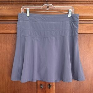 Athleta Classic Everyday Active Women’s Skirt Skort Gray size 8